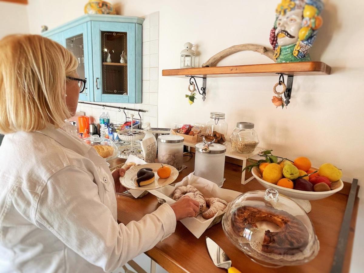 B&B Evelyne Taormine Extérieur photo